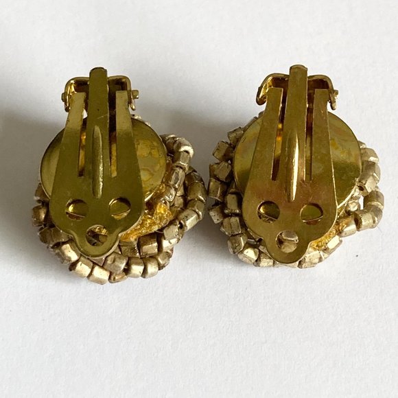 Vintage Gold Beaded Clip On Earrings Bead Cluster 70s Taiwan Hand Knotted - Picture 3 of 10